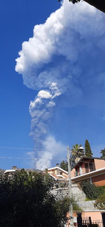 B&B Alle Falde Dell'Etna Zafferana Etnea Eksteriør billede